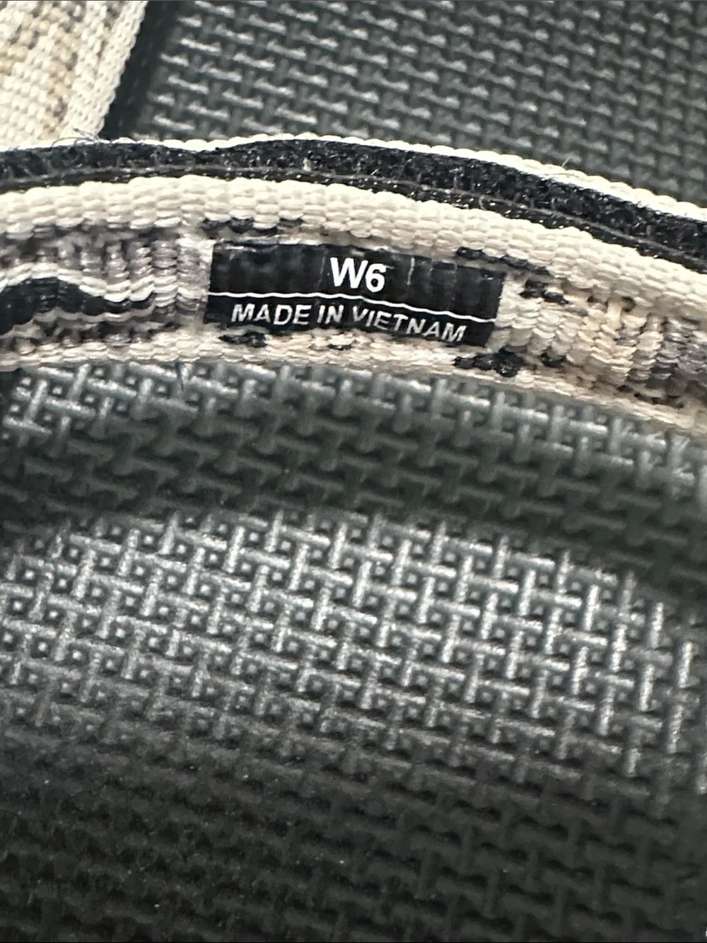 🚗 Teva Sandals